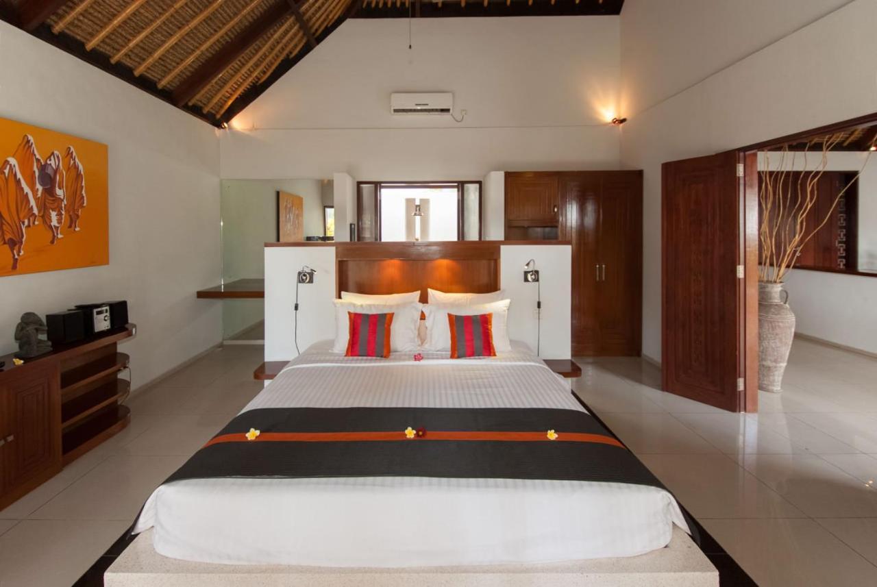 Siddhartha Oceanfront Resort & Spa Bali คุบู ภายนอก รูปภาพ
