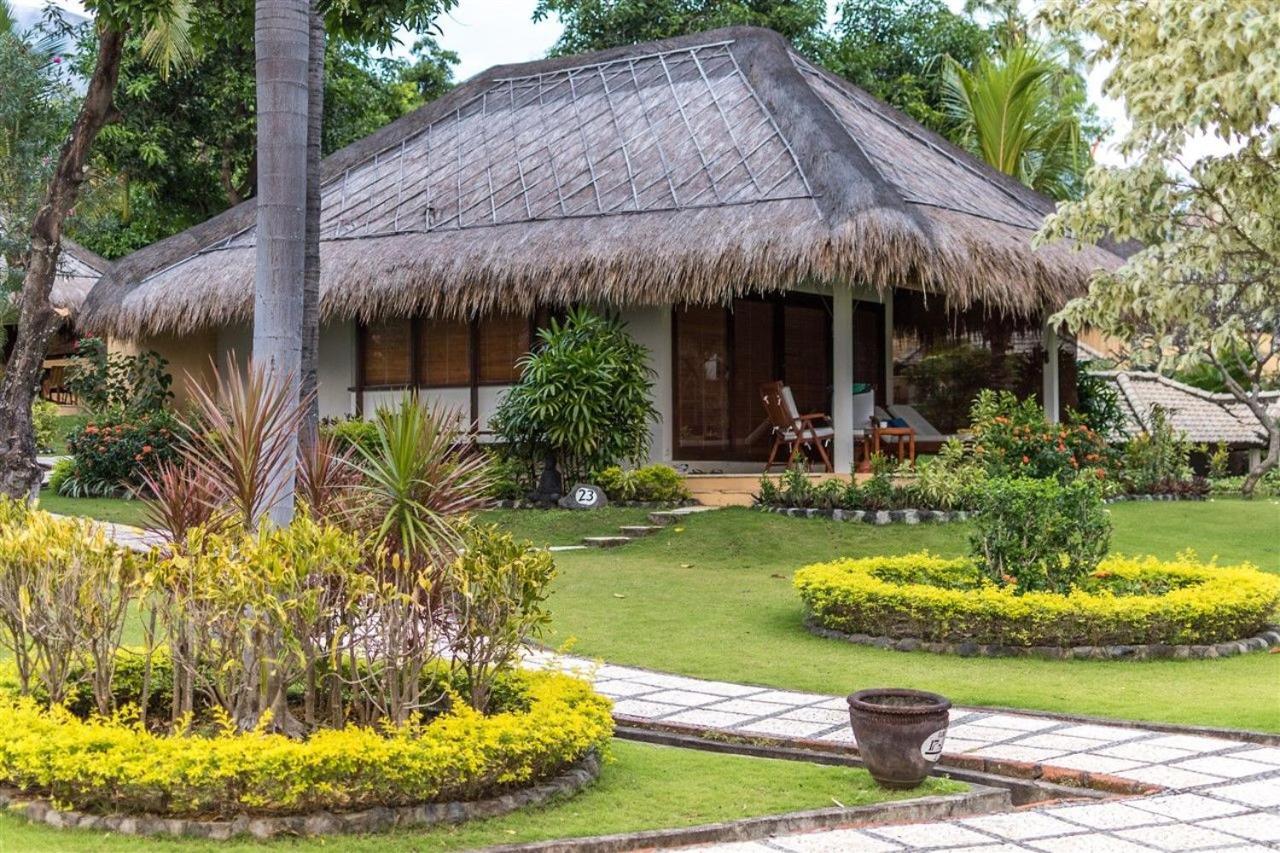 Siddhartha Oceanfront Resort & Spa Bali คุบู ภายนอก รูปภาพ