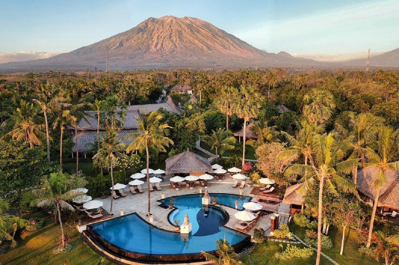 Siddhartha Oceanfront Resort & Spa Bali คุบู ภายนอก รูปภาพ