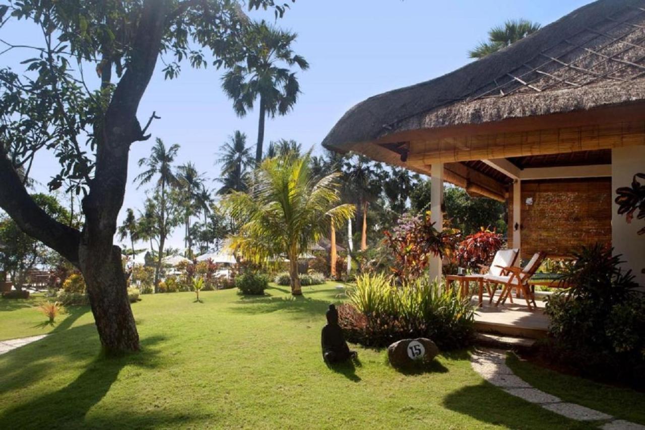 Siddhartha Oceanfront Resort & Spa Bali คุบู ภายนอก รูปภาพ
