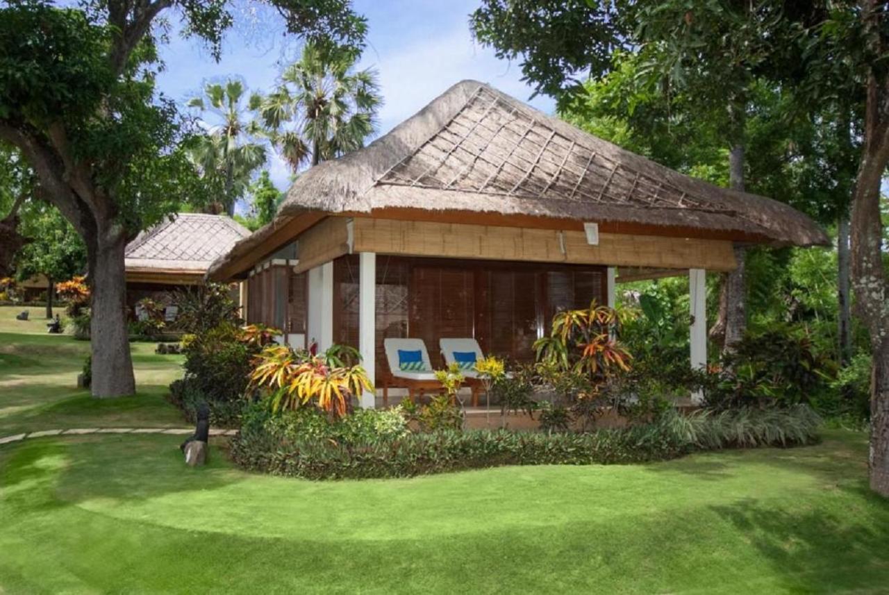 Siddhartha Oceanfront Resort & Spa Bali คุบู ภายนอก รูปภาพ