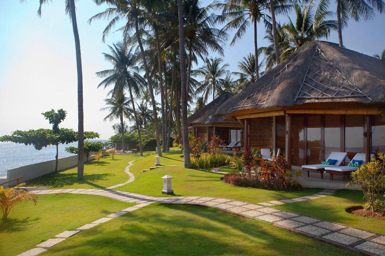 Siddhartha Oceanfront Resort & Spa Bali คุบู ภายนอก รูปภาพ